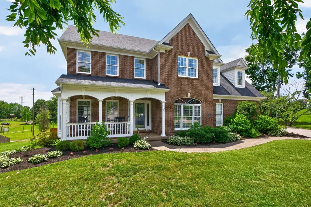 137 Deer Crossing Nicholasville KY 40356