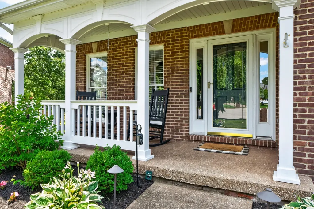 137 Deer Crossing Nicholasville KY 40356