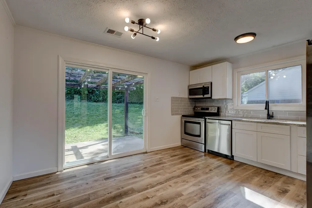1656 Brentmoor Drive Lexington KY 40515