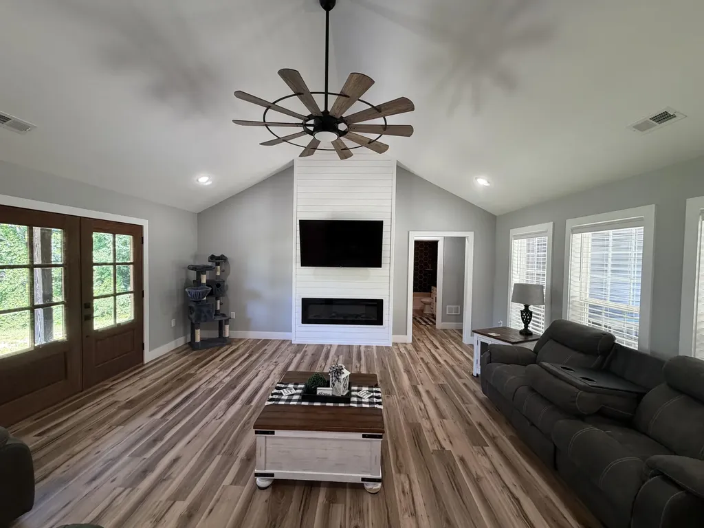 124 Sandy Rock Drive Corbin KY 40701