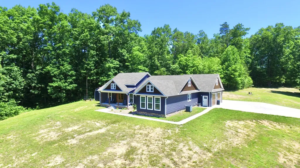 124 Sandy Rock Drive Corbin KY 40701