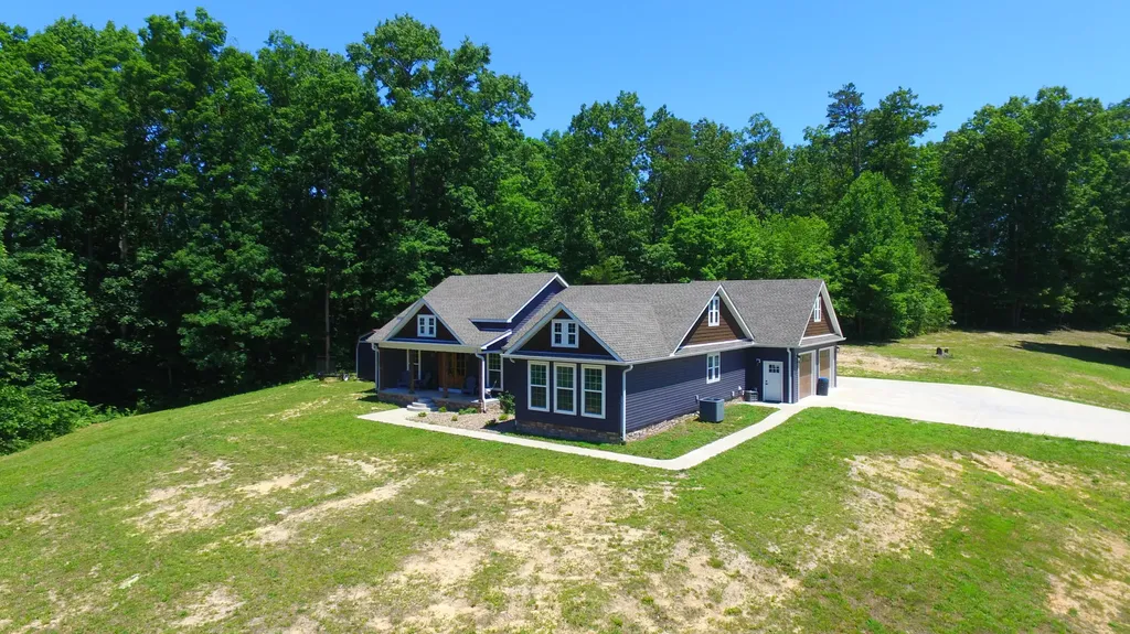 124 Sandy Rock Drive Corbin KY 40701