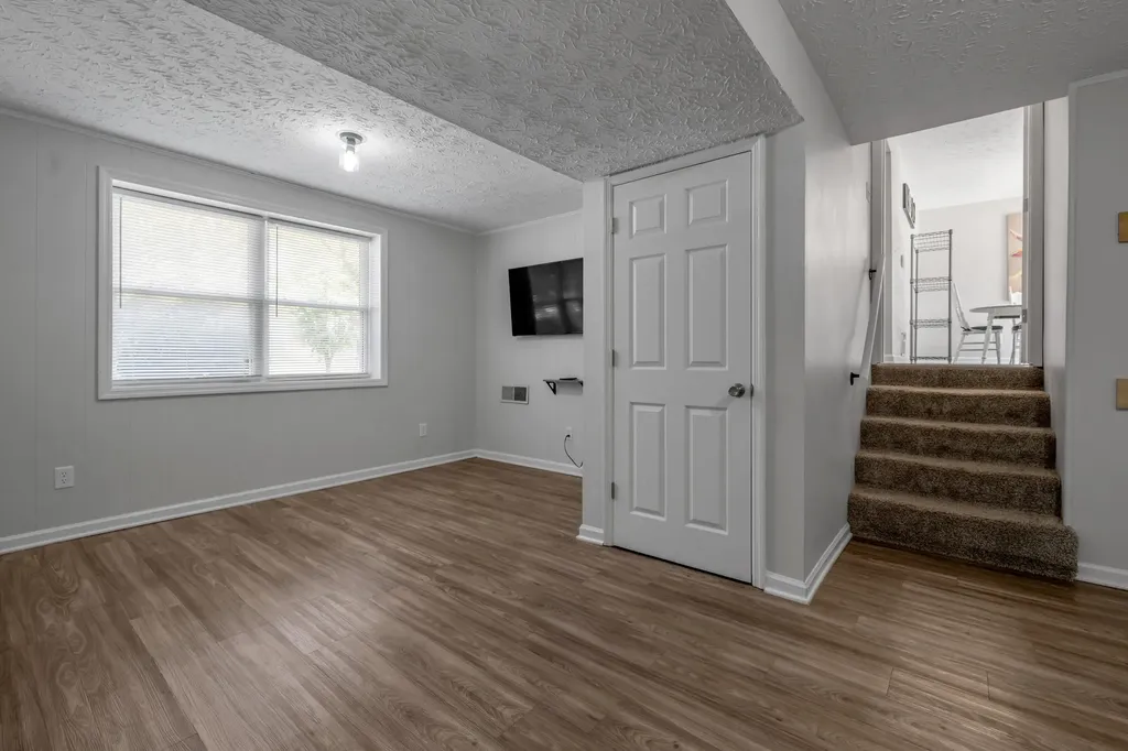 3680 Bold Bidder Drive Lexington KY 40517