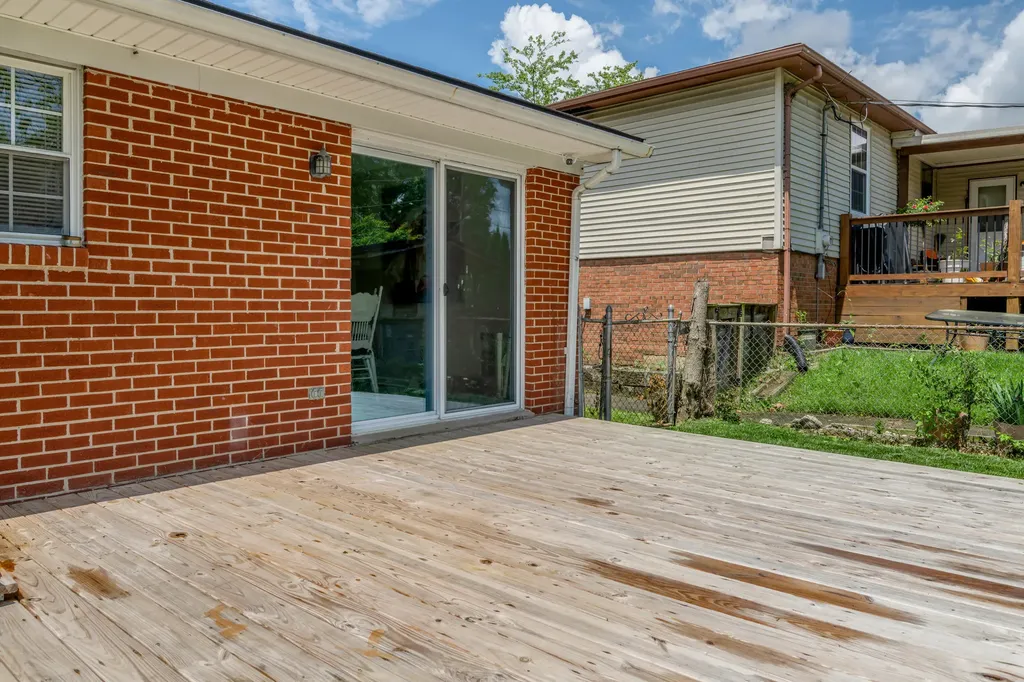 3680 Bold Bidder Drive Lexington KY 40517