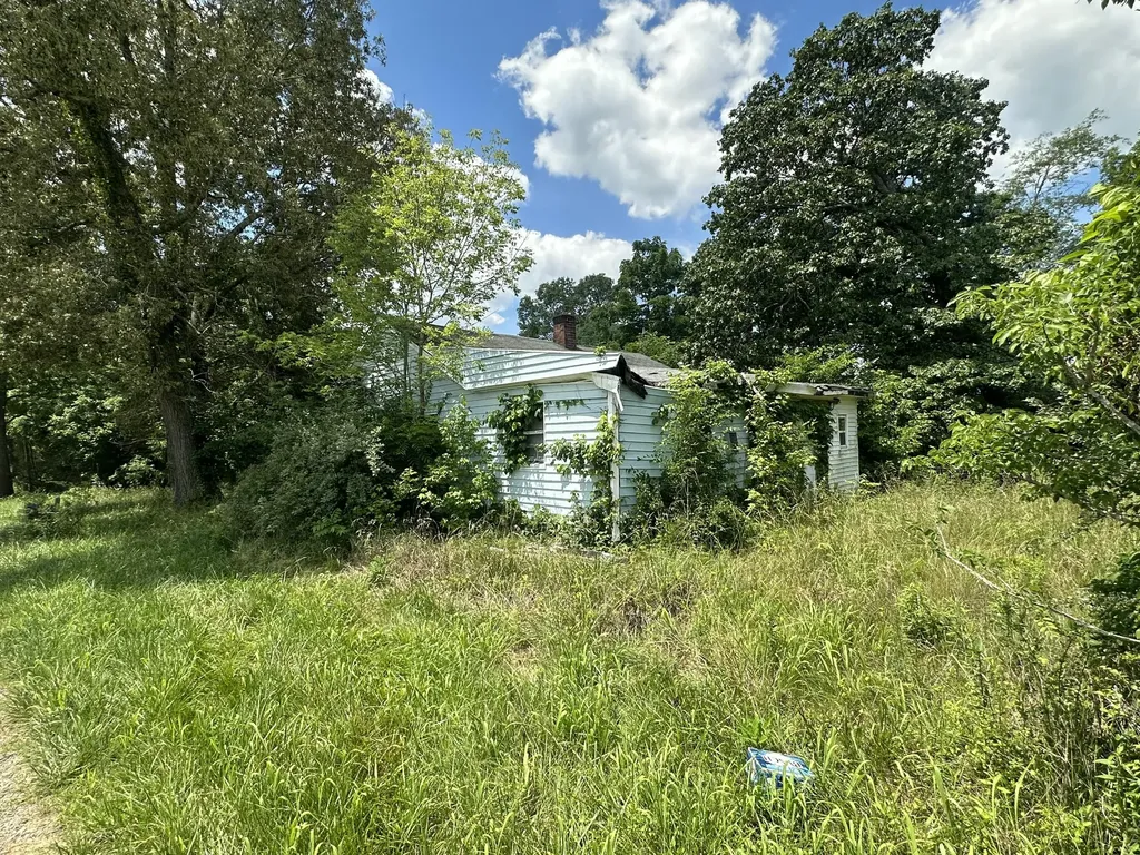 103 Gosche Hollow Road Fredonia KY 42411