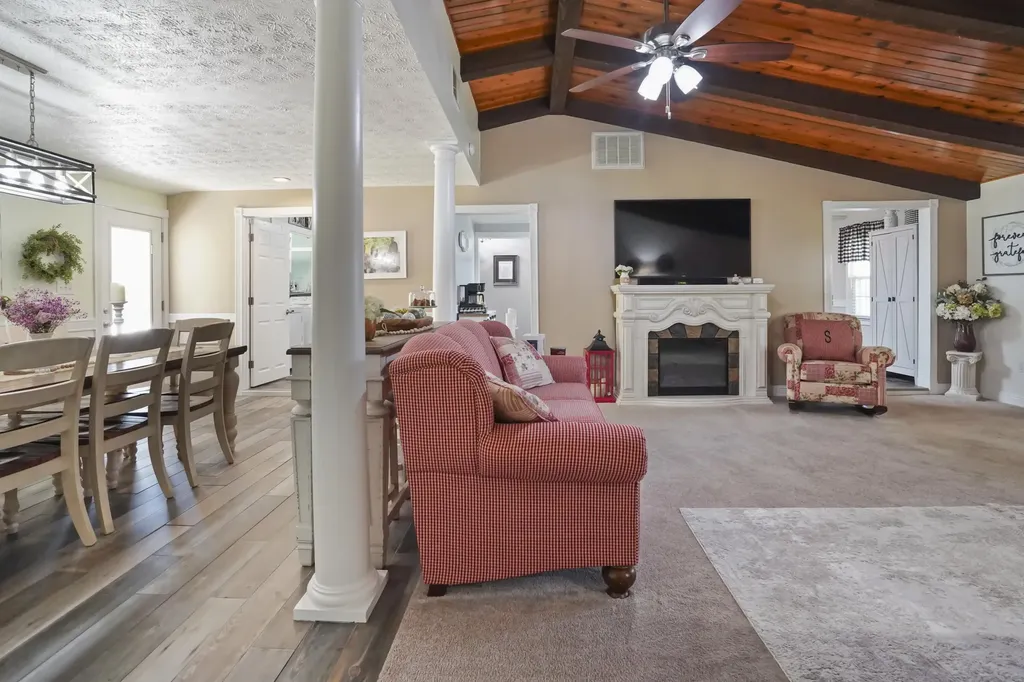 75 Munsey Lane Somerset KY 42503