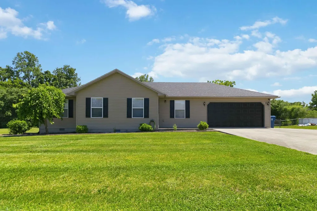 104 Canterbury Drive Science Hill KY 42553
