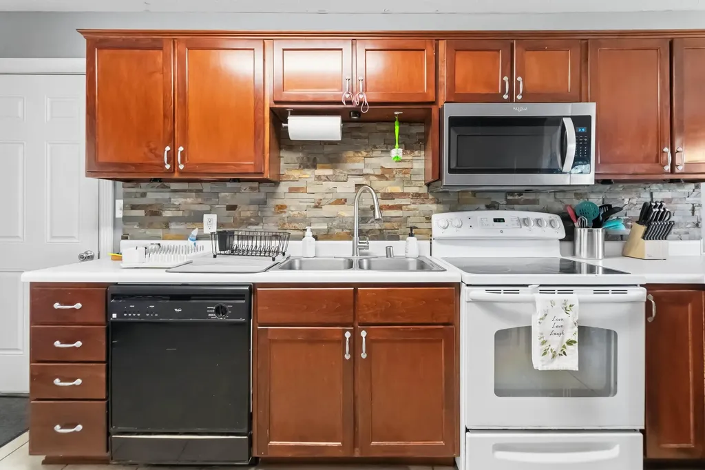 104 Canterbury Drive Science Hill KY 42553