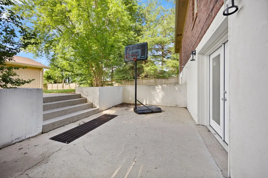 517 Greer Lane Bardstown KY 40004