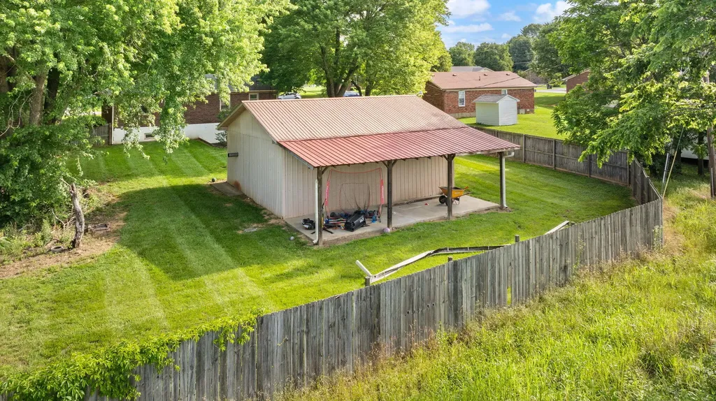 517 Greer Lane Bardstown KY 40004