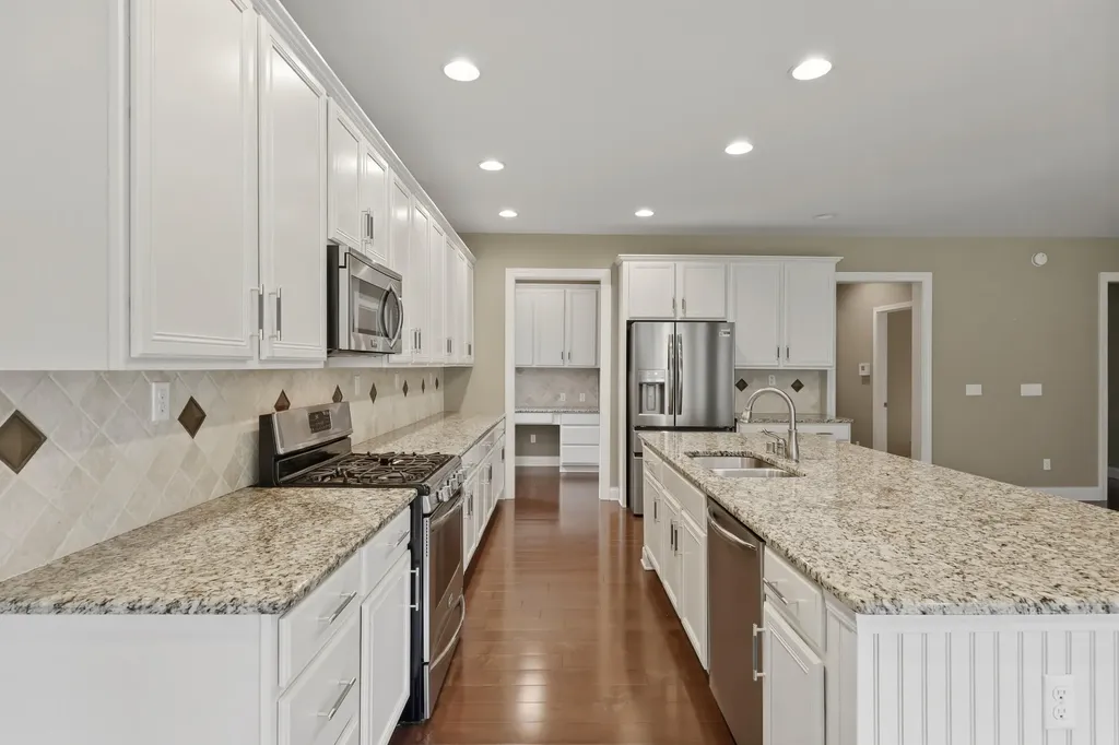 1072 Crestfield Lane Lexington KY 40515