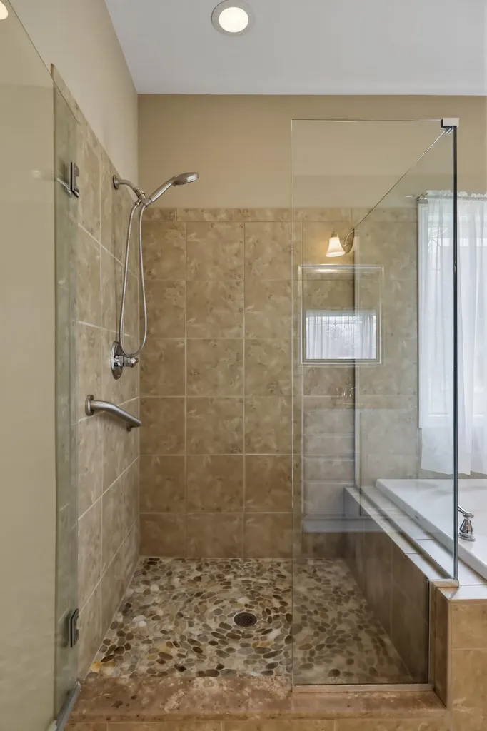 1072 Crestfield Lane Lexington KY 40515