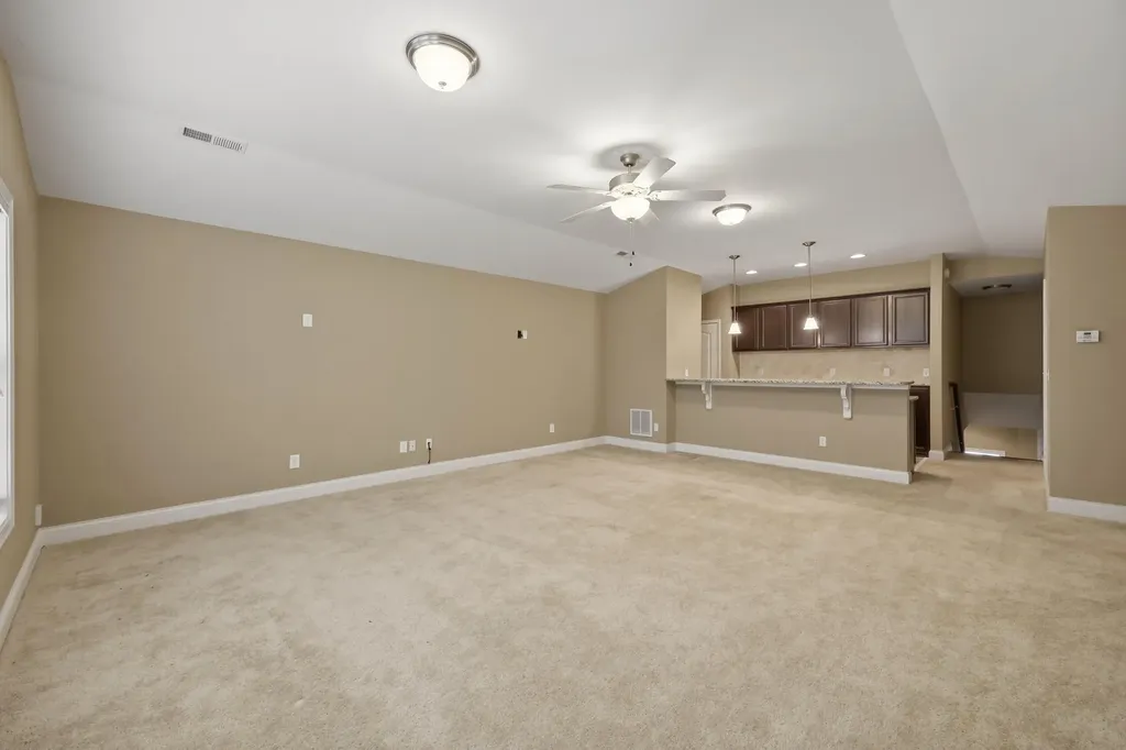 1072 Crestfield Lane Lexington KY 40515