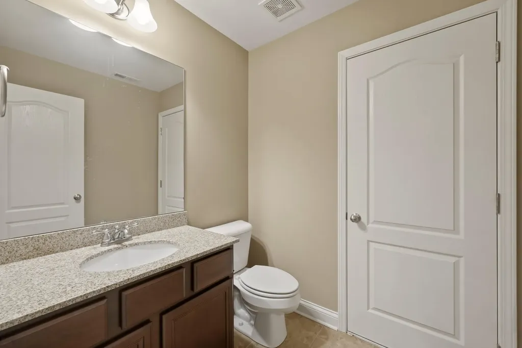 1072 Crestfield Lane Lexington KY 40515