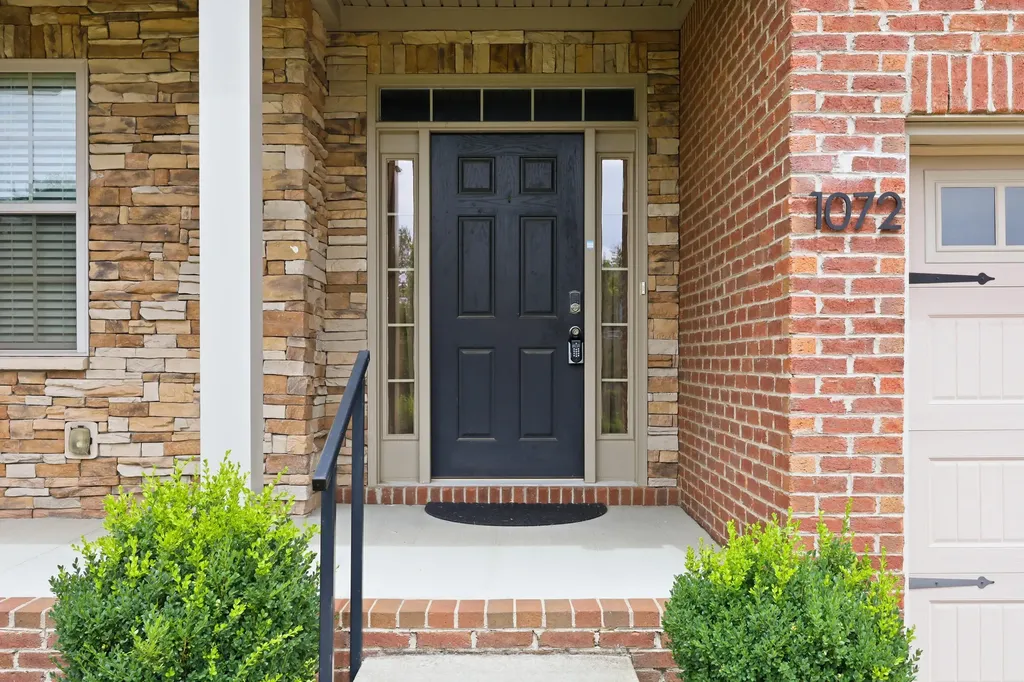 1072 Crestfield Lane Lexington KY 40515