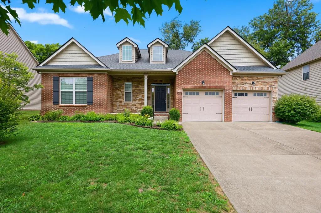 1072 Crestfield Lane Lexington KY 40515