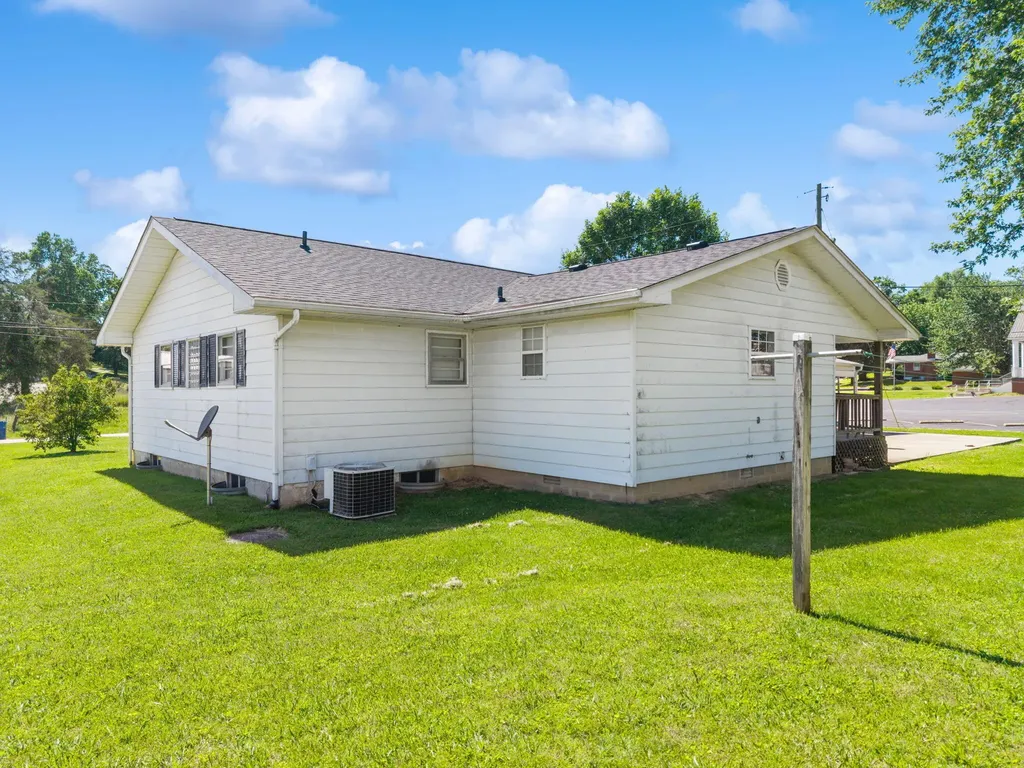 3452 Ky-1247 Road Somerset KY 42503