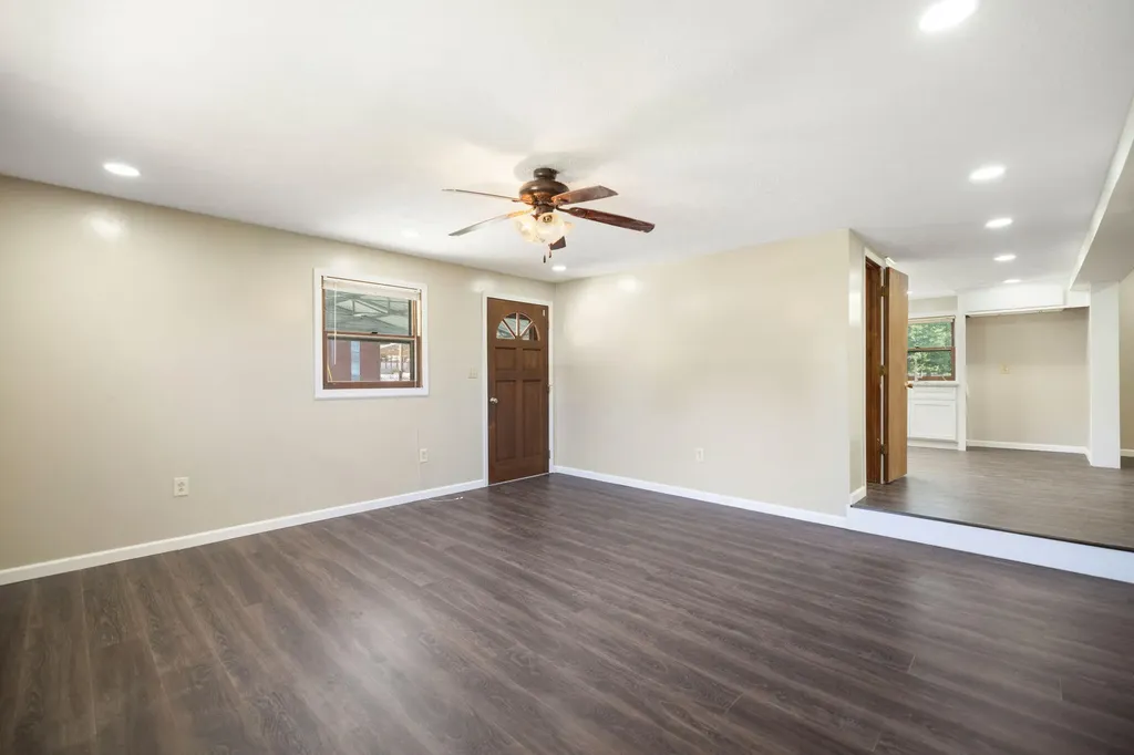 3452 Ky-1247 Road Somerset KY 42503