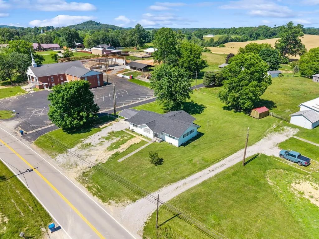 3452 Ky-1247 Road Somerset KY 42503