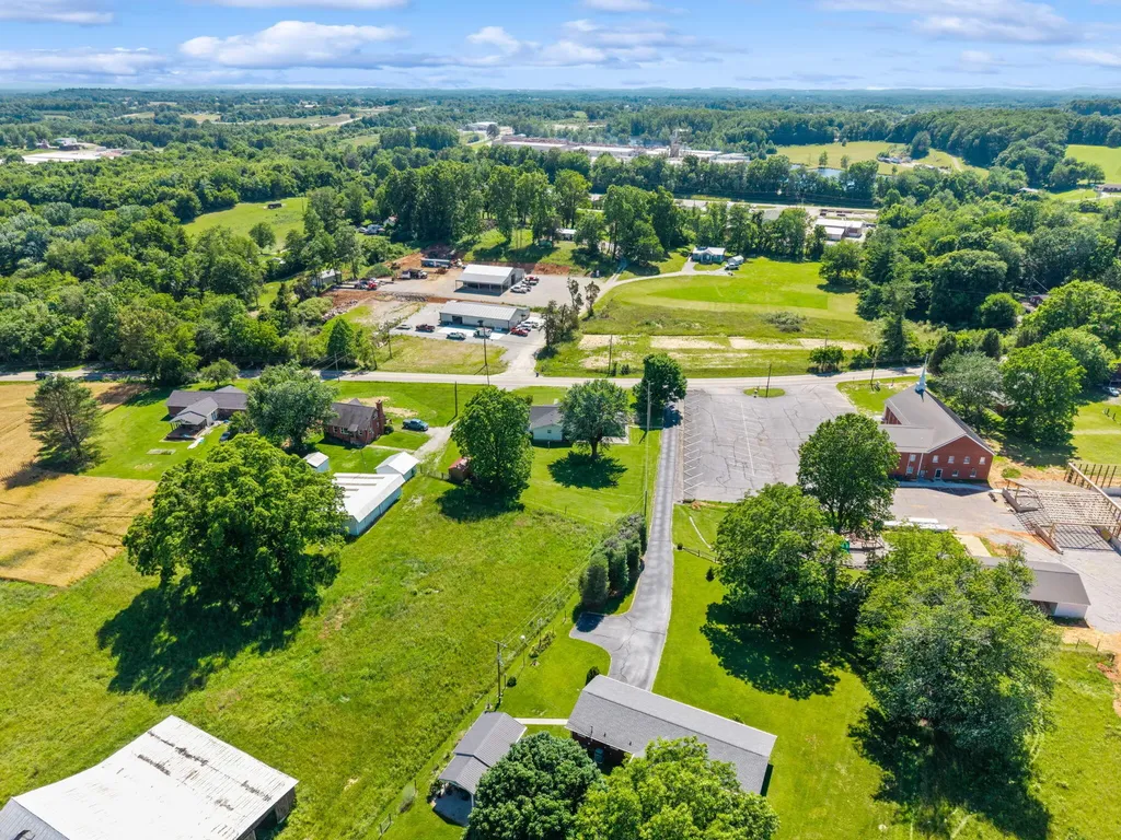 3452 Ky-1247 Road Somerset KY 42503