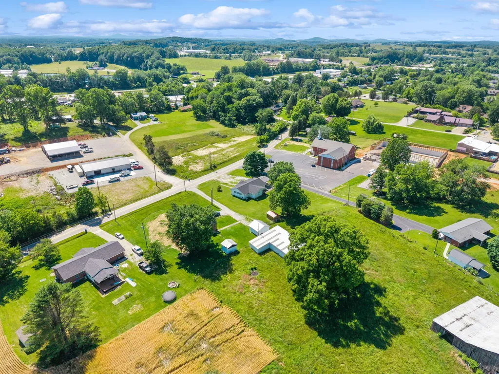 3452 Ky-1247 Road Somerset KY 42503