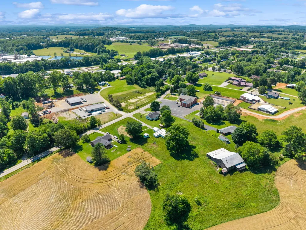 3452 Ky-1247 Road Somerset KY 42503
