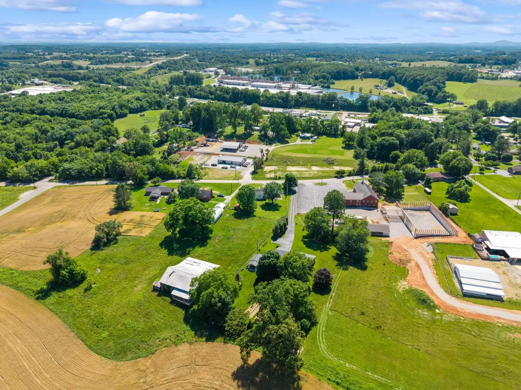 3452 Ky-1247 Road Somerset KY 42503