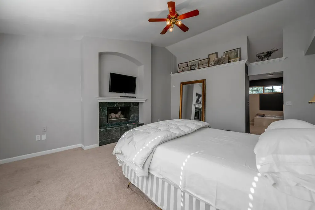 928 Palomino Lane Lexington KY 40503