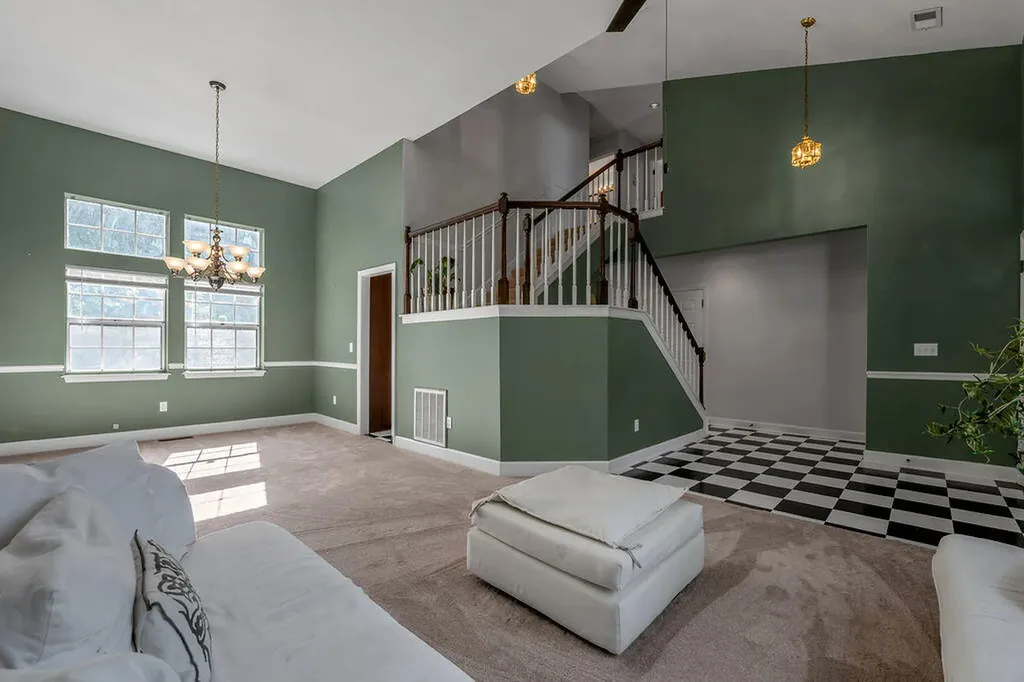 928 Palomino Lane Lexington KY 40503
