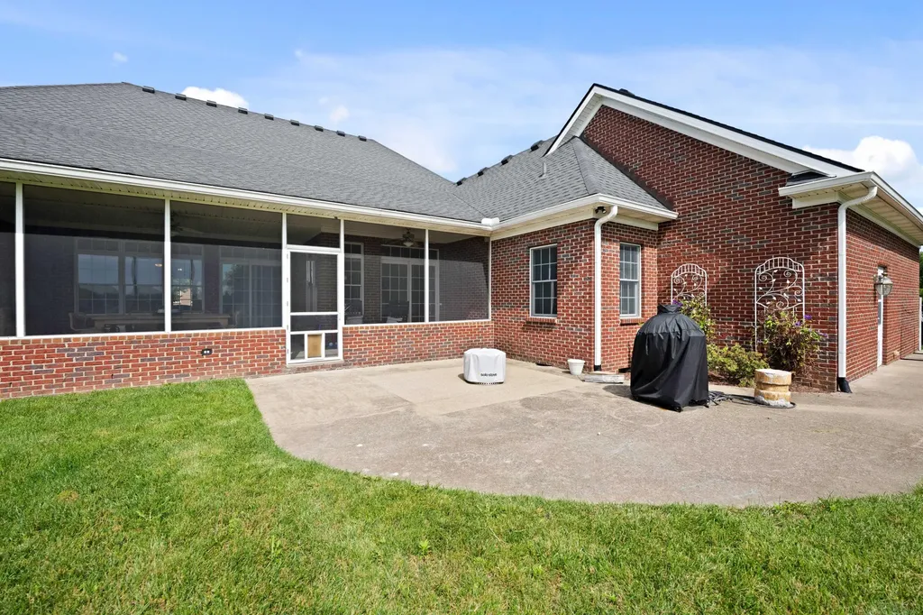 501 Hawthorne Drive Nicholasville KY 40356