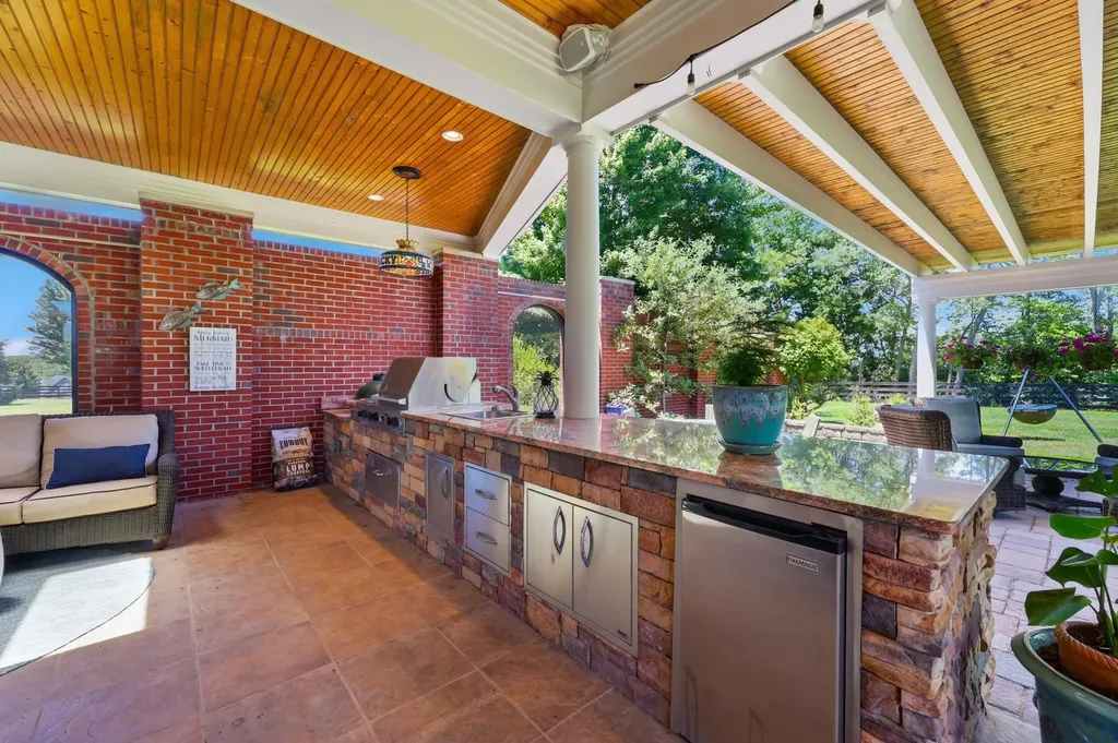 2745 Coleman Springs Path Georgetown KY 40324
