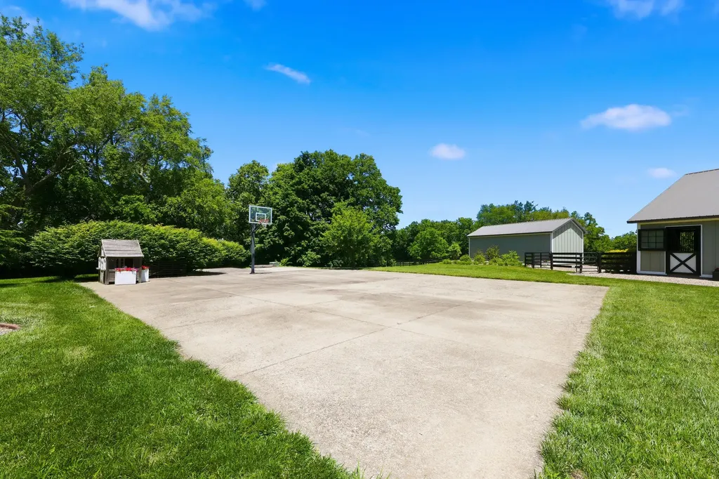 2745 Coleman Springs Path Georgetown KY 40324