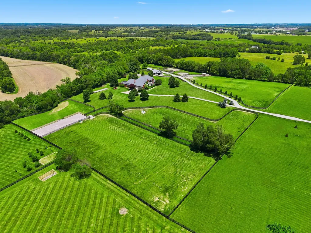 2745 Coleman Springs Path Georgetown KY 40324