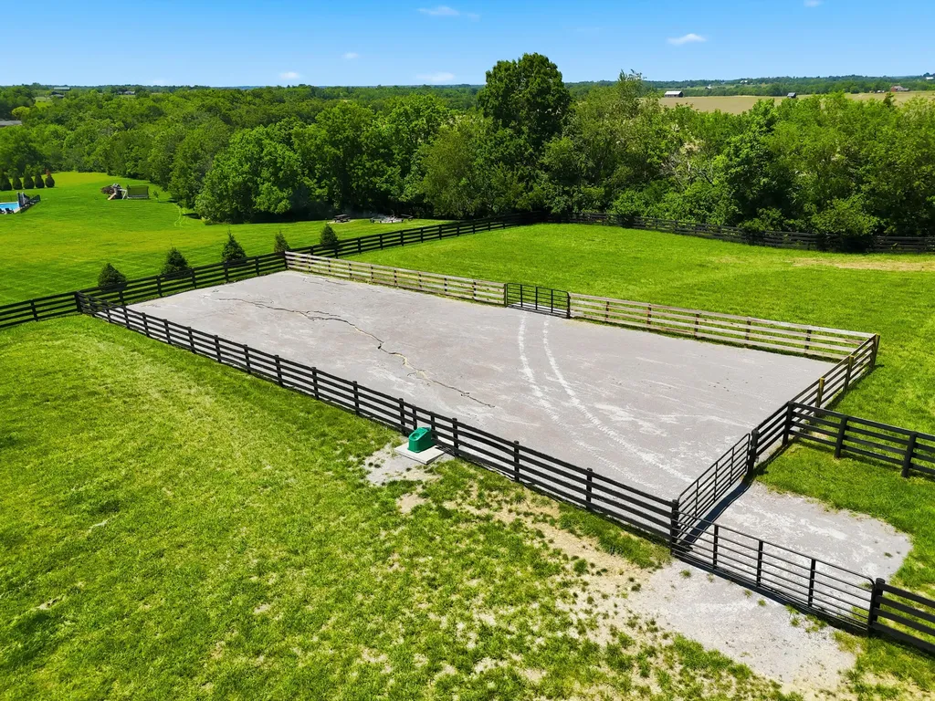 2745 Coleman Springs Path Georgetown KY 40324