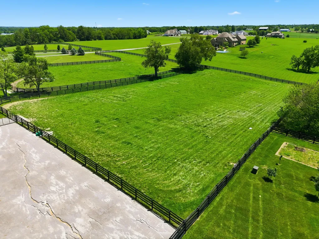 2745 Coleman Springs Path Georgetown KY 40324