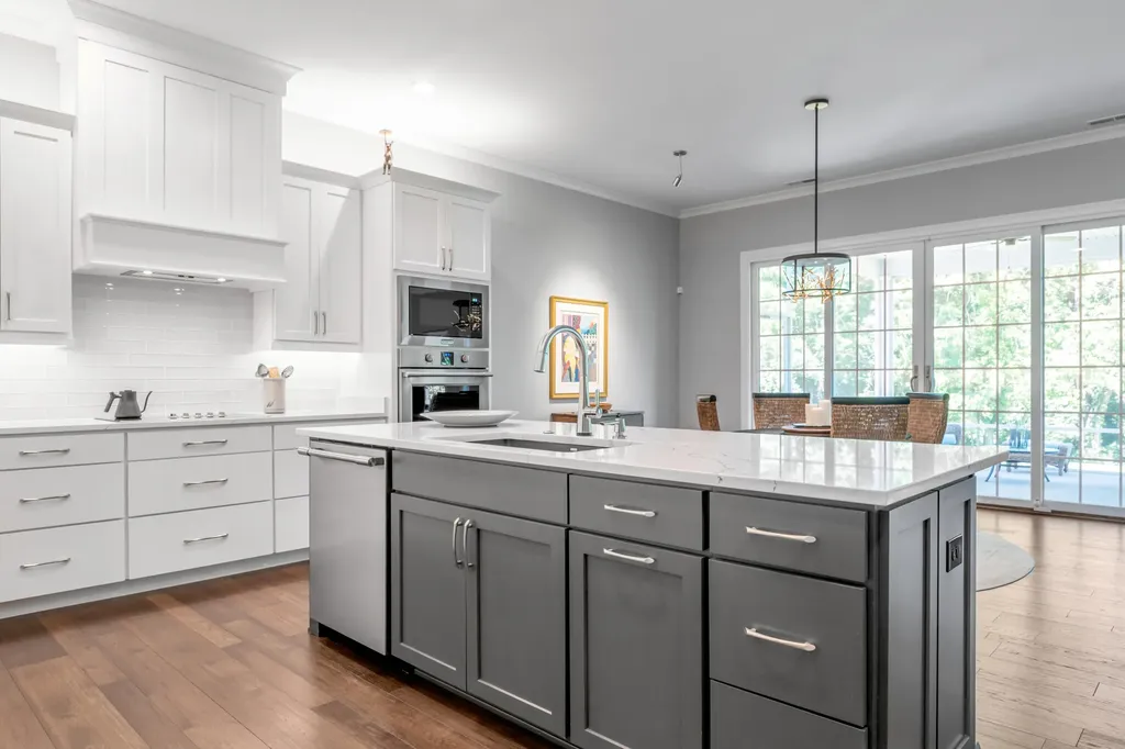392 Weston Park Lexington KY 40515