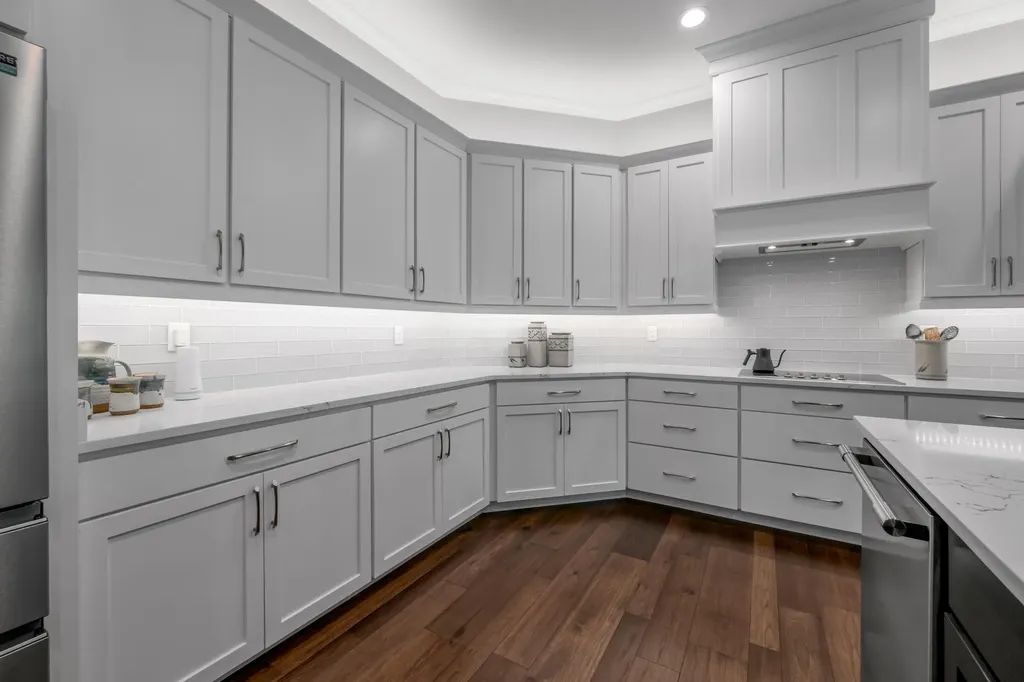 392 Weston Park Lexington KY 40515