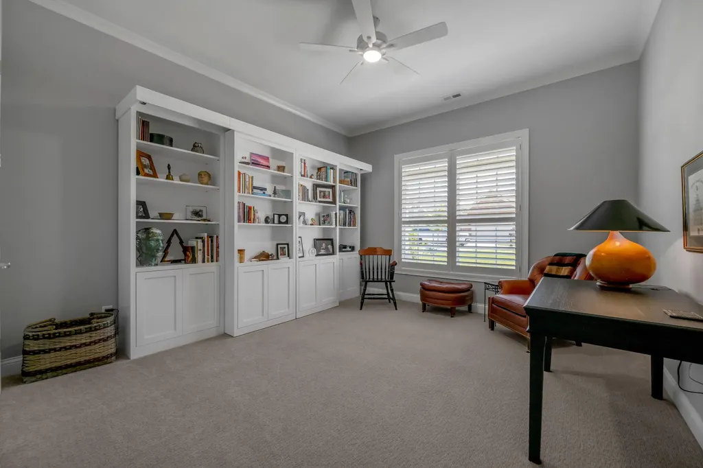 392 Weston Park Lexington KY 40515