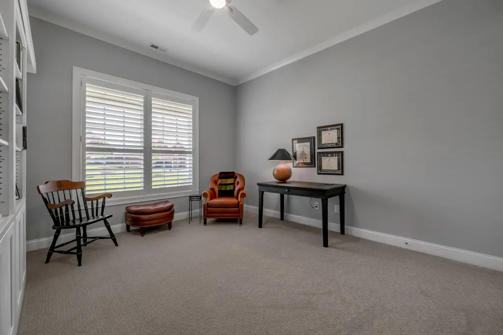 392 Weston Park Lexington KY 40515