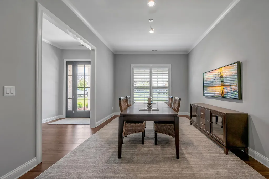 392 Weston Park Lexington KY 40515