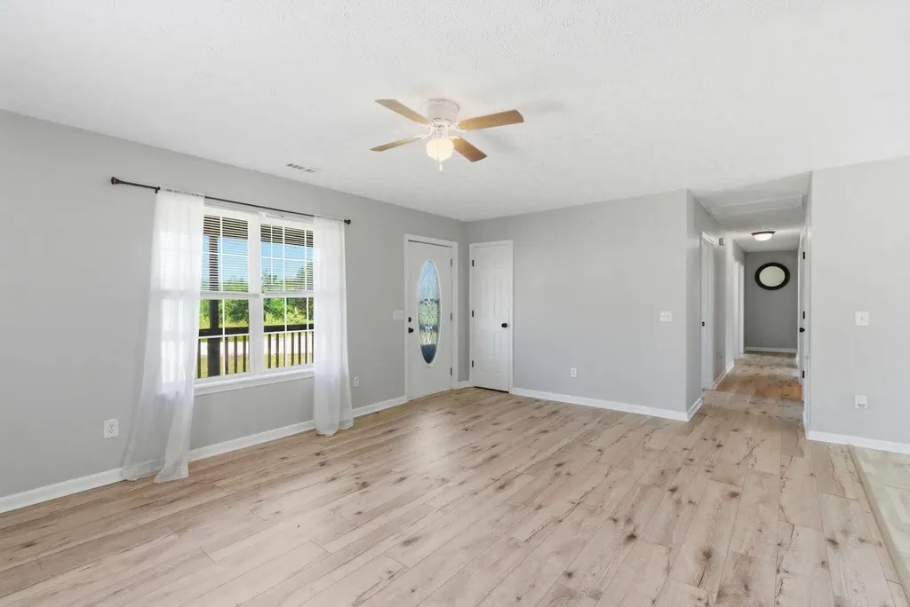 103 Ridge Road Irvine KY 40336