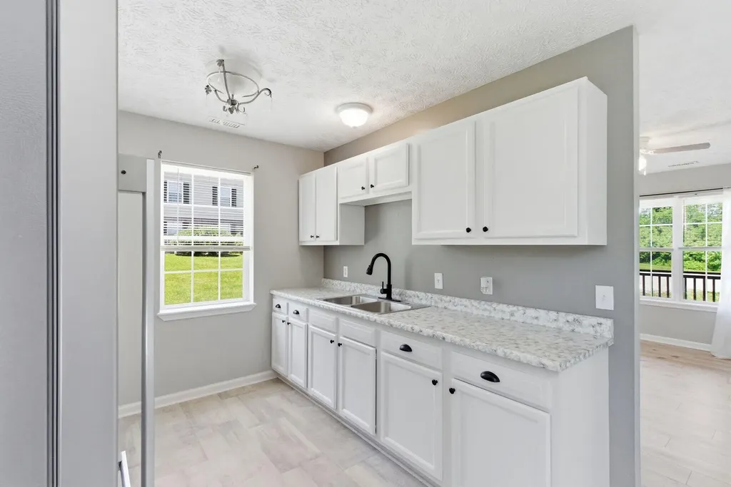 103 Ridge Road Irvine KY 40336