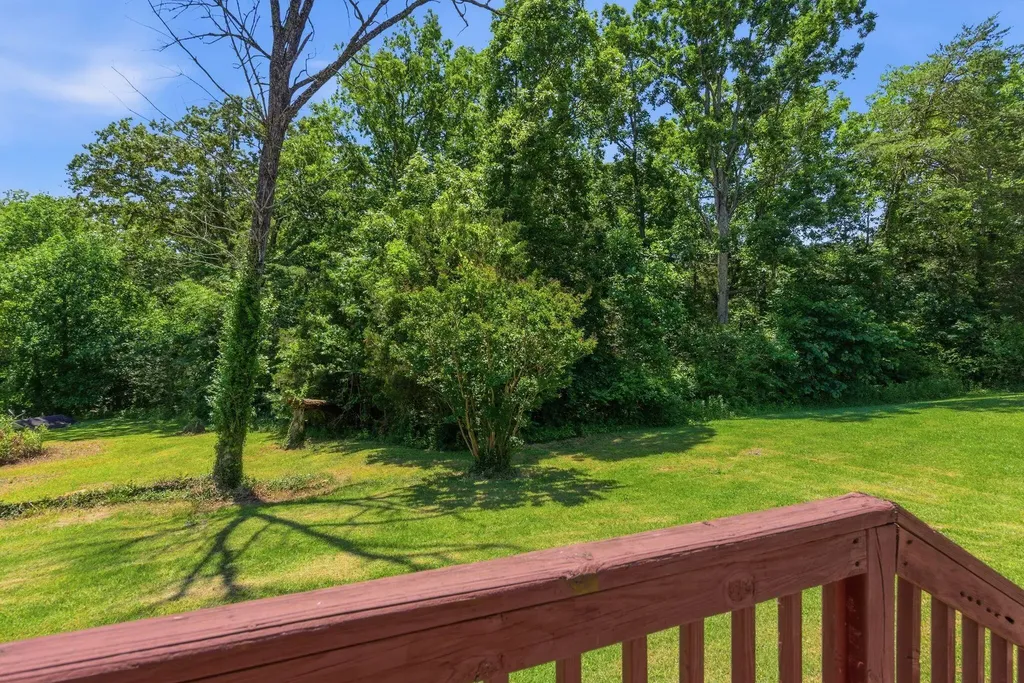 103 Ridge Road Irvine KY 40336