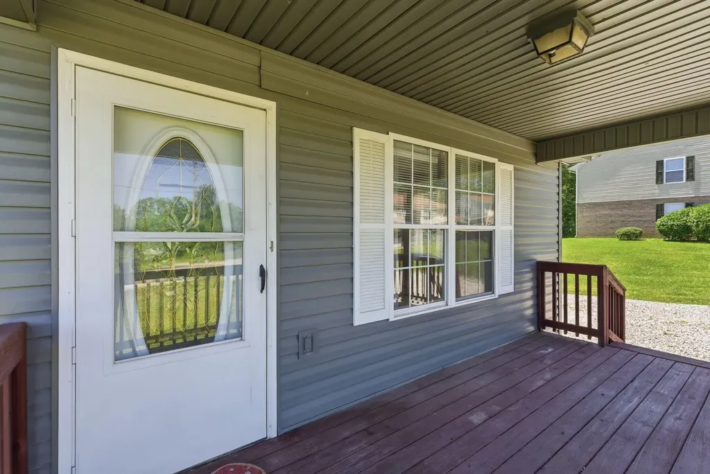 103 Ridge Road Irvine KY 40336