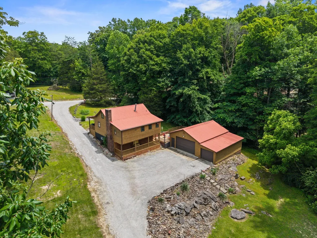 79 First Jasper Road Burnside KY 42519