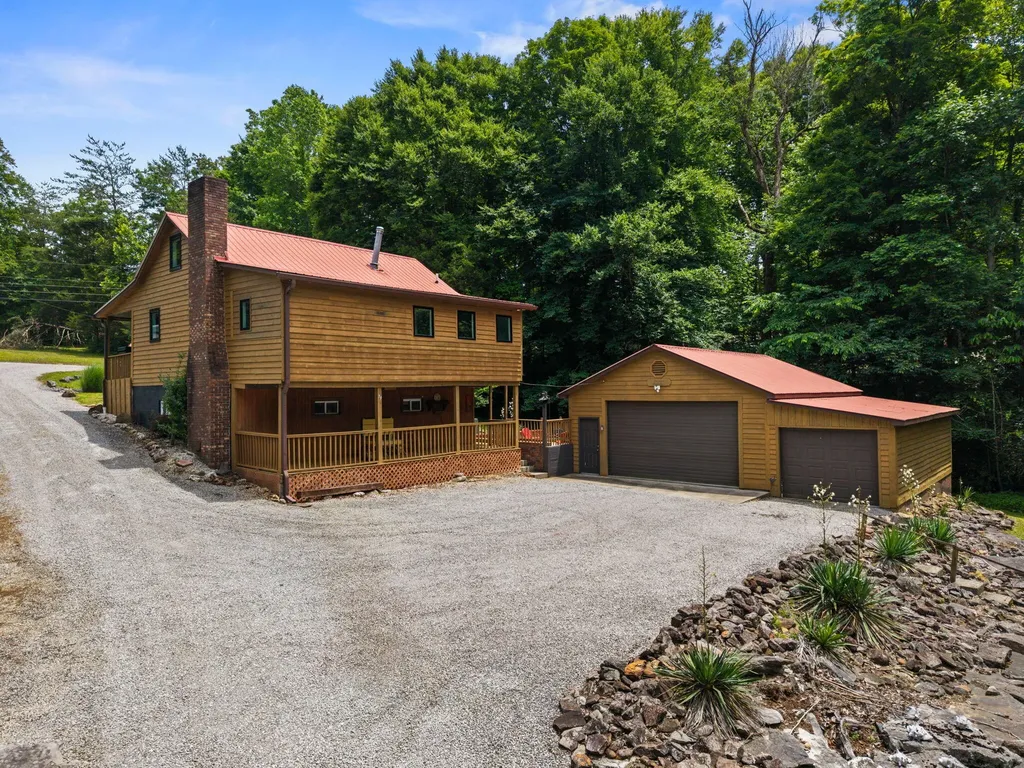 79 First Jasper Road Burnside KY 42519