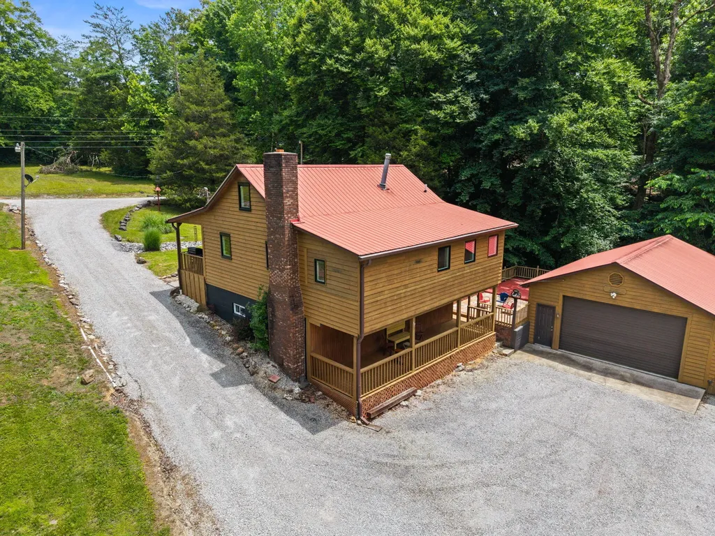 79 First Jasper Road Burnside KY 42519