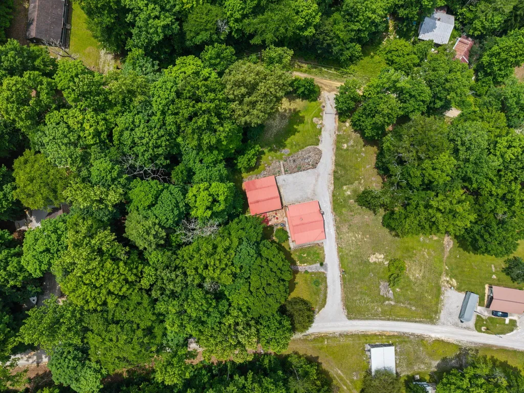 79 First Jasper Road Burnside KY 42519