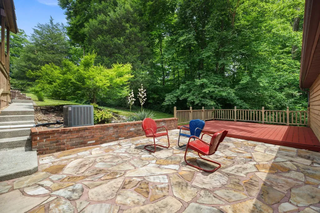 79 First Jasper Road Burnside KY 42519