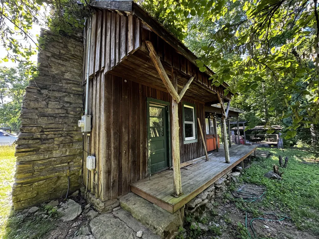 2971 Pottsville Road Springfield KY 40069